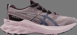 Asics: Фиолетовые кроссовки  Novablast 2