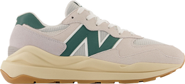 New Balance: Зелёные кроссовки  57/40