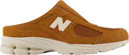 New Balance: Оранжевые кроссовки  2002R