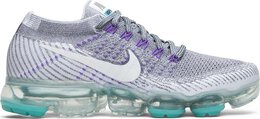 Nike: Серые кроссовки  Air Vapormax