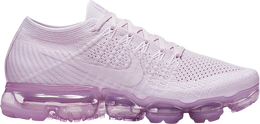 Nike: Светлые кроссовки  Air Vapormax