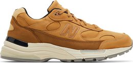 New Balance: Коричневые кроссовки  992