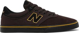 New Balance: Коричневые кроссовки  255