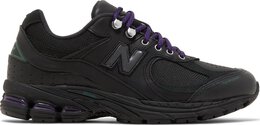 New Balance: Чёрные кроссовки  2002R