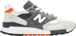 New Balance: Серые кроссовки 
