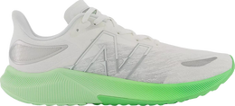 New Balance: Белые кроссовки  FuelCell