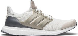 Adidas: Белые кроссовки  UltraBoost