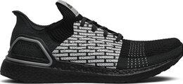 Adidas: Чёрные кроссовки  UltraBoost 19