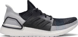 Adidas: Серые кроссовки  UltraBoost 19