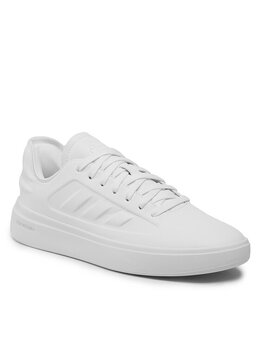 Adidas: Белые кеды 