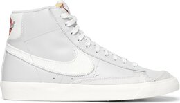 Nike: Серые кроссовки  Blazer Mid 77