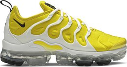 Nike: Жёлтые кроссовки  Air Vapormax Plus