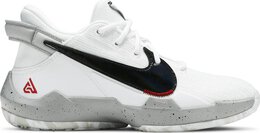 Nike: Белые кроссовки  Zoom Freak 2