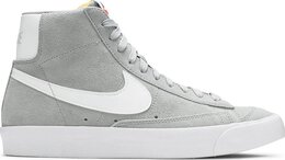 Nike: Светлые кроссовки  Blazer Mid 77