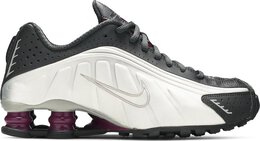 Nike: Серебристые кроссовки  Shox R4