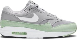 Nike: Серые кроссовки  Air Max 1