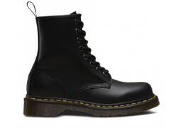 Dr. Martens: Чёрные ботинки 