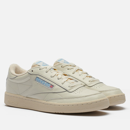Reebok: Бежевые кроссовки  Club C 85