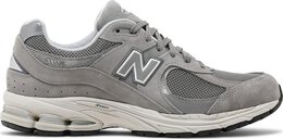 New Balance: Серые кроссовки  2002R