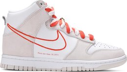 Nike: Белые кроссовки  Dunk High SE