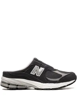 New Balance: Чёрные кроссовки  2002R