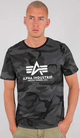 Alpha Industries: Чёрная футболка 