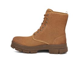 UGG: Ботинки