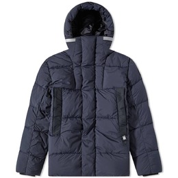 Canada Goose: Чёрный пуховик