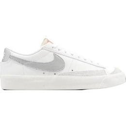 Nike: Белые кеды  Blazer Low 77