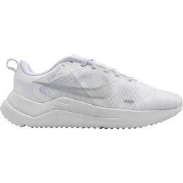Nike: Белые кроссовки 