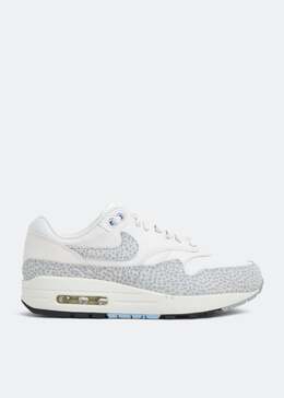 Nike: Белые кроссовки Air Max 1