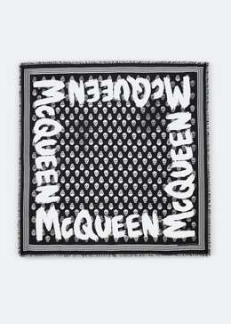 Alexander McQueen: Чёрный шарф  Graffiti