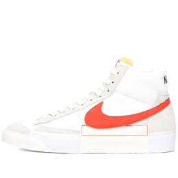 Nike: Оранжевые кроссовки Blazer Mid 77