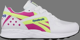 Reebok: Фиолетовые кроссовки  Pyro