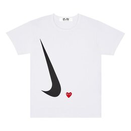 Nike: Белая футболка 