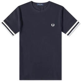 Fred Perry: Тёмная футболка