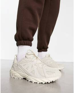 New Balance: Белые кроссовки 