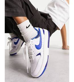 Nike: Белые кроссовки 