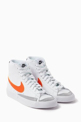 Nike: Оранжевые кроссовки Blazer Mid 77