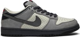 Nike: Серые кроссовки Dunk Low Pro SB