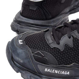 BALENCIAGA｜SNEAKERS (700875 W3RF1 1090) Buy Balenciaga Track.3 Sneaker 'Black' - 700875 W3RF1 1090