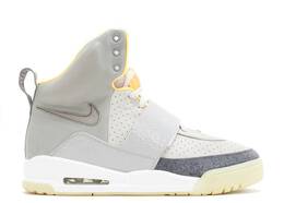 Nike: Серые кроссовки  Air Yeezy