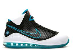 Nike: Красные кроссовки  Air Max Lebron 7