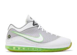 Nike: Серые кроссовки  Air Max Lebron 7