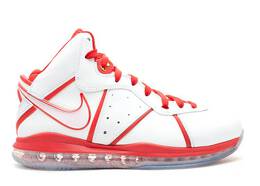 Nike: Белые кроссовки  Lebron 8