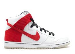 Nike: Белые кроссовки  Dunk High Pro SB