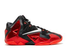 Nike: Чёрные кроссовки Lebron 11