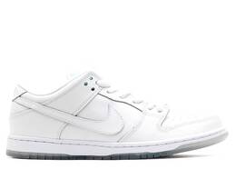 Nike: Белые кроссовки  Dunk Low Pro