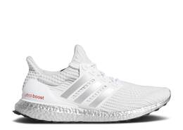 Adidas: Белые кроссовки  UltraBoost DNA