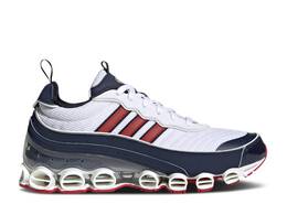 Adidas: Белые кроссовки 